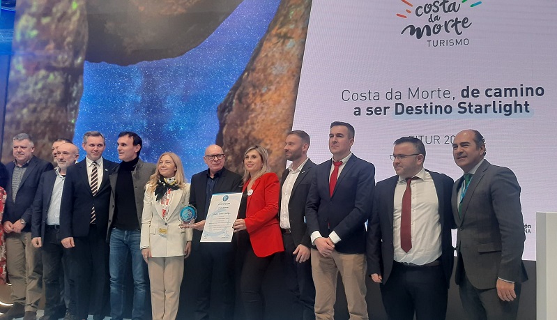 Entrega de la certificacin de Destino Starlight