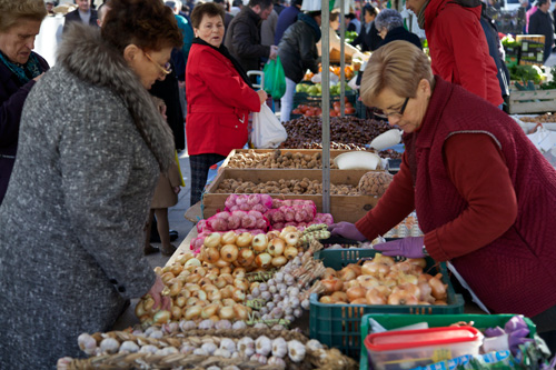 Mercado en la plaza del Ayuntamiento