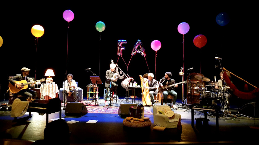 Susana Seivane e a súa banda nunha das súas actuacións Susana Seivane e a súa banda nunha das súas actuacións